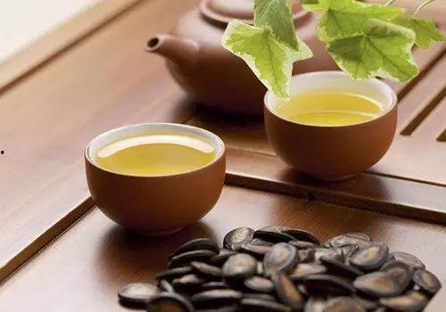 中国产茶地视频英语,Exploring the Rich Tea Cultivation Regions of China: A Visual Journey